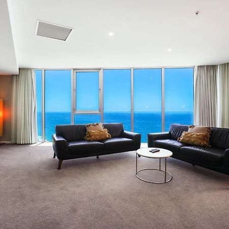 Number 1 H Residences - Wifi, Parking & More By Gold Coast Holidays Экстерьер фото