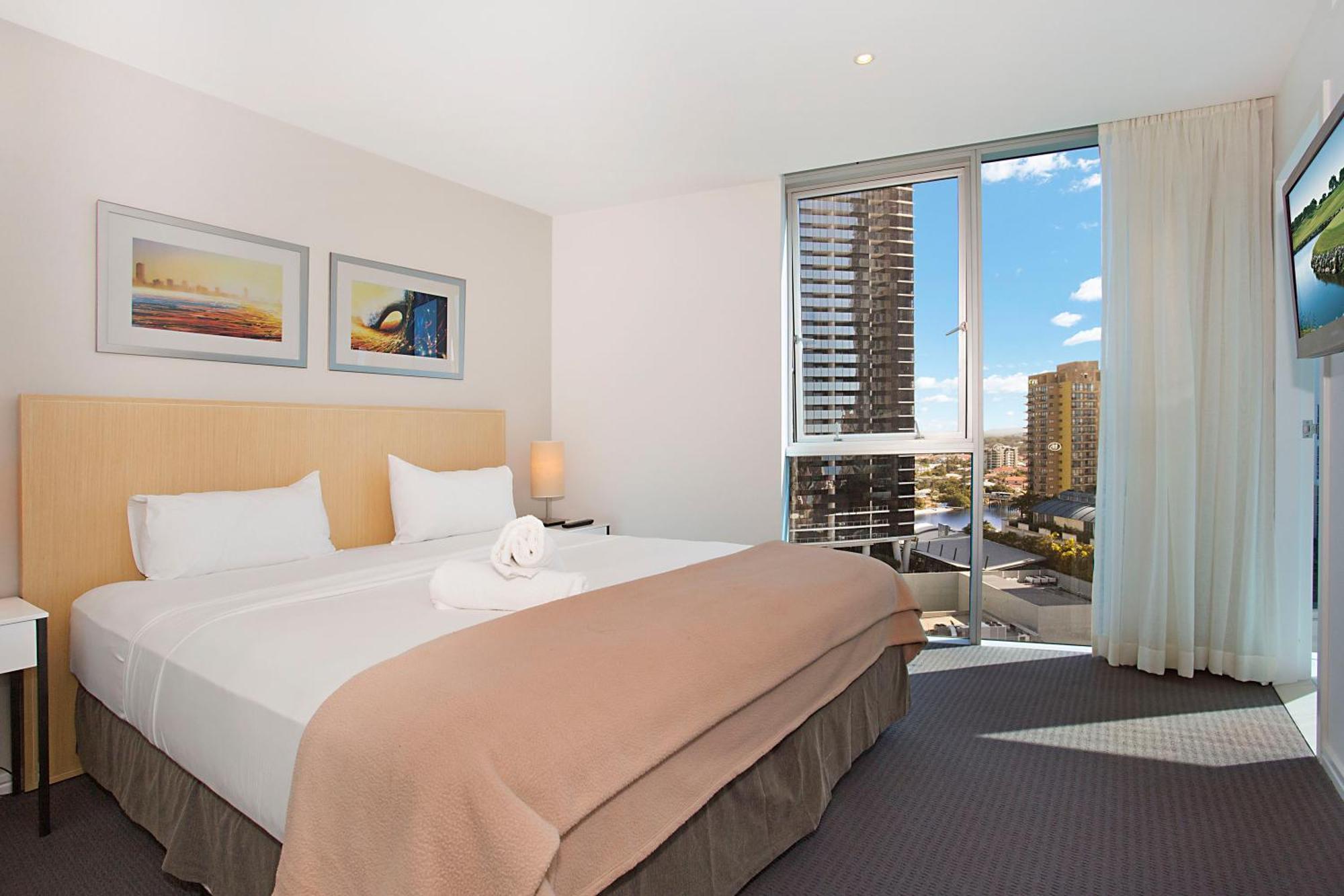Number 1 H Residences - Wifi, Parking & More By Gold Coast Holidays Экстерьер фото