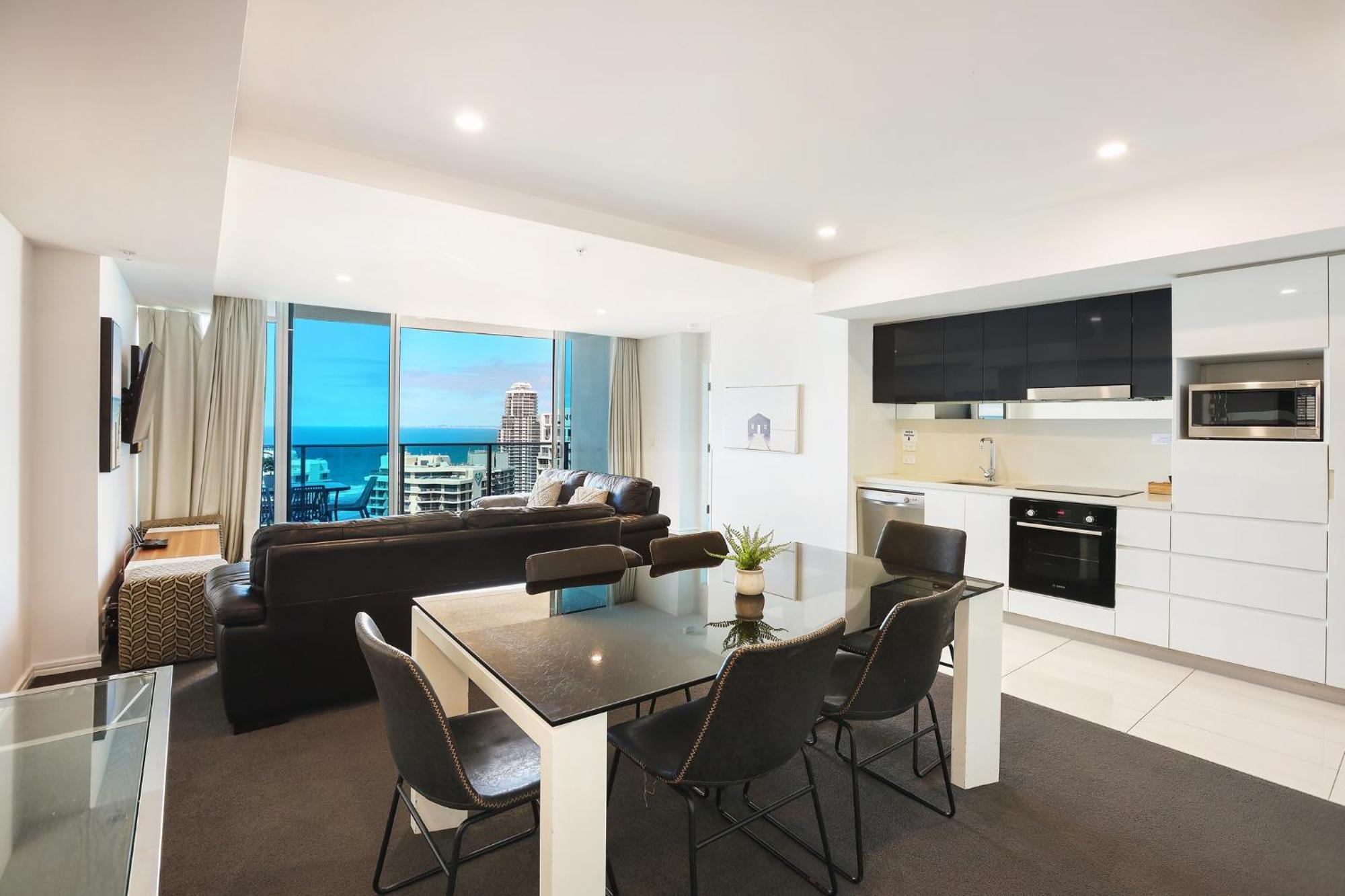 Number 1 H Residences - Wifi, Parking & More By Gold Coast Holidays Экстерьер фото