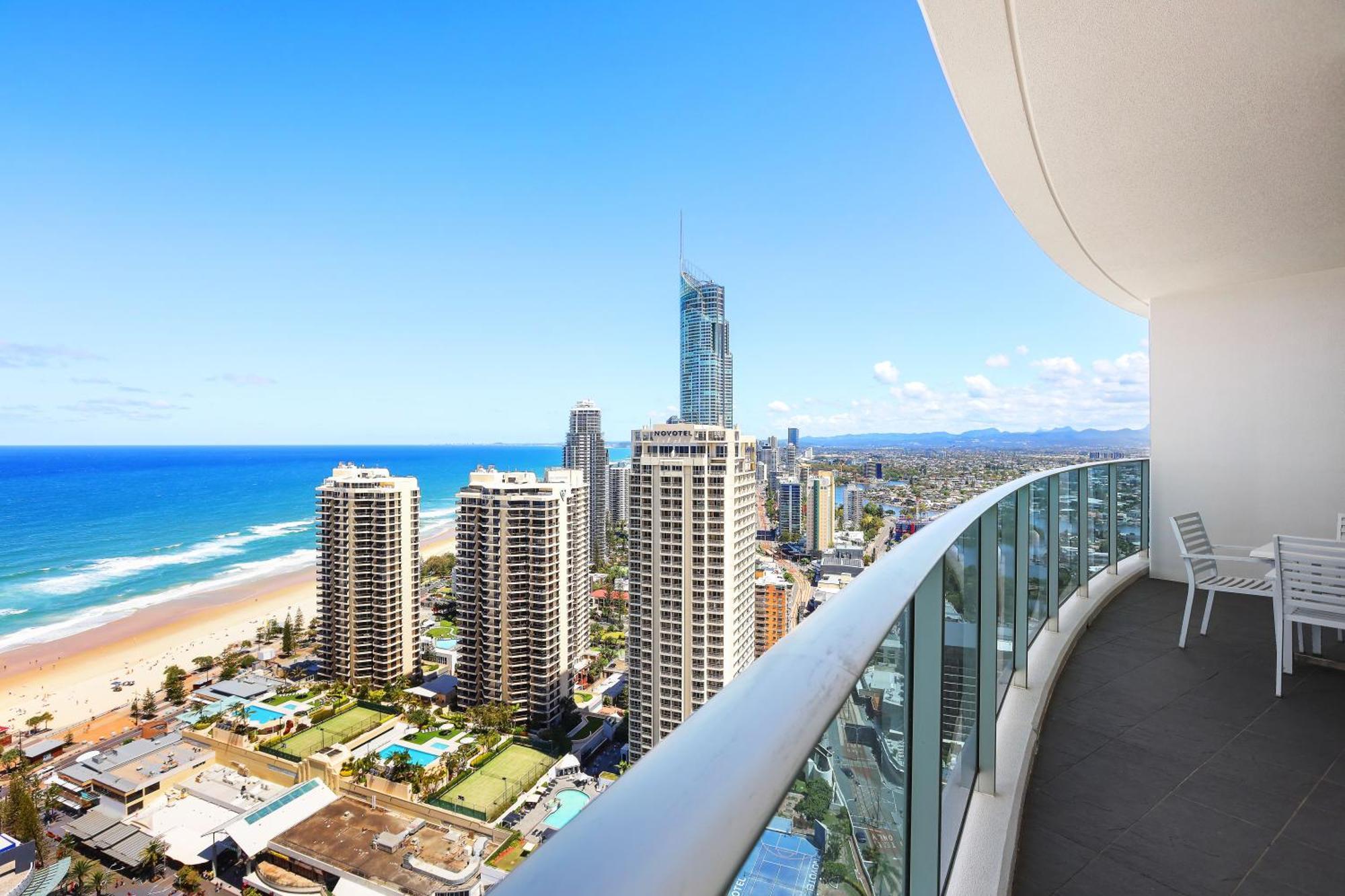 Number 1 H Residences - Wifi, Parking & More By Gold Coast Holidays Экстерьер фото