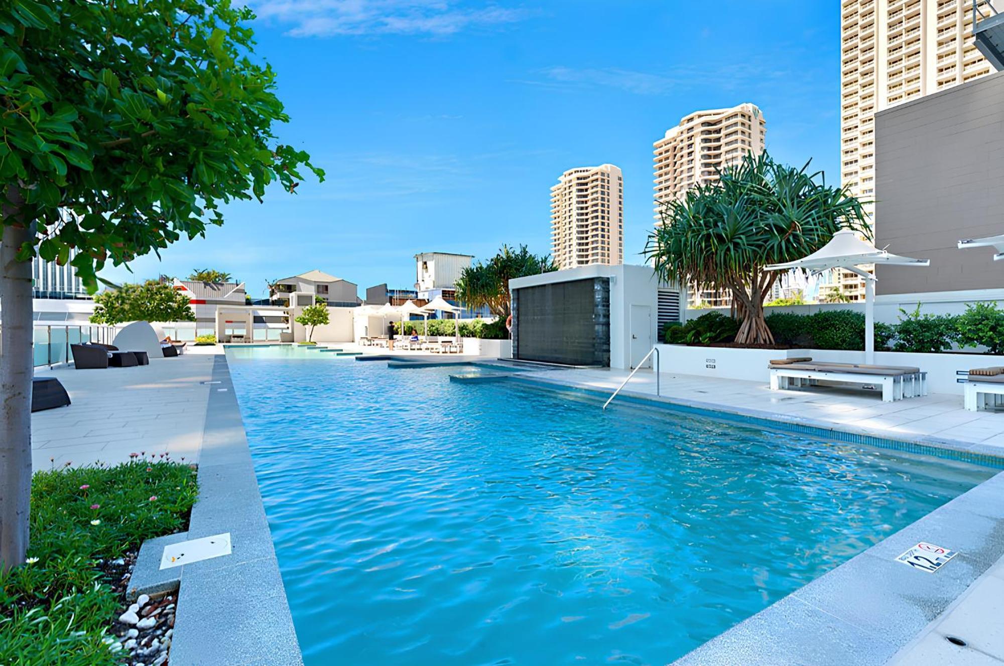 Number 1 H Residences - Wifi, Parking & More By Gold Coast Holidays Экстерьер фото