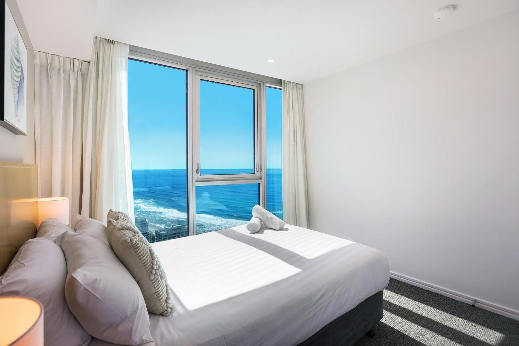 Number 1 H Residences - Wifi, Parking & More By Gold Coast Holidays Экстерьер фото